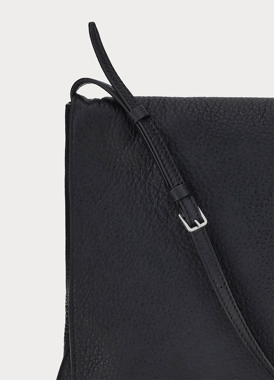 Nan-黑色鹿皮-細節2