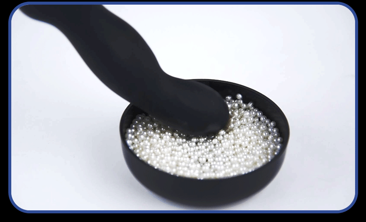 EROCOME 伊珞 X半人馬座前列腺按摩器 - 透過珍珠震動實測展現強勁震動力。前端強力馬達能精準且深層地刺激男性前列腺，帶來極致酥麻的高潮體驗。