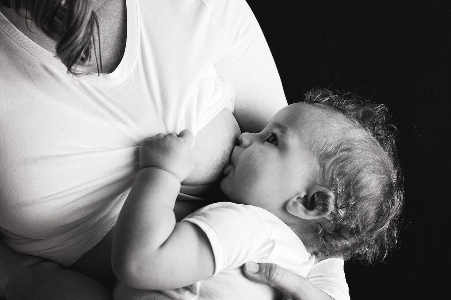 Breastfeed with Simran | Not Sure Which Breastfeeding Essentials You Need?