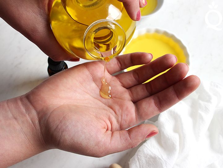 MassageOil3_700px