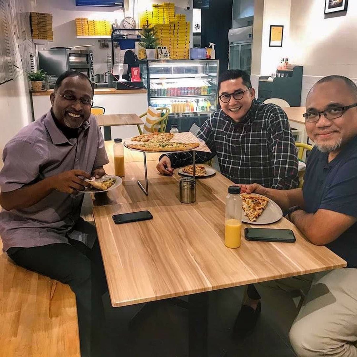 MikerPizza - Menteri Besar Perak, Zambry Abdul Kadir was visited our branch in Perlis.