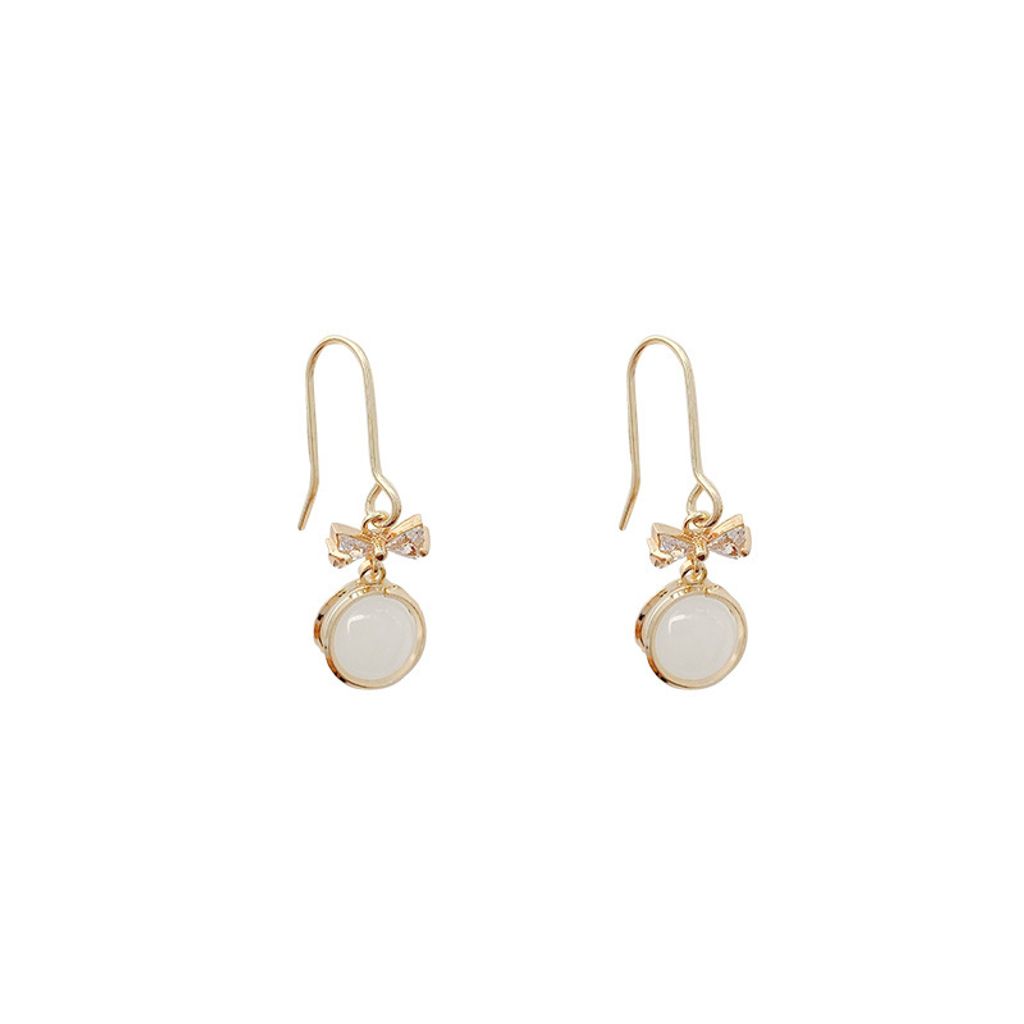 Hazel earring 5