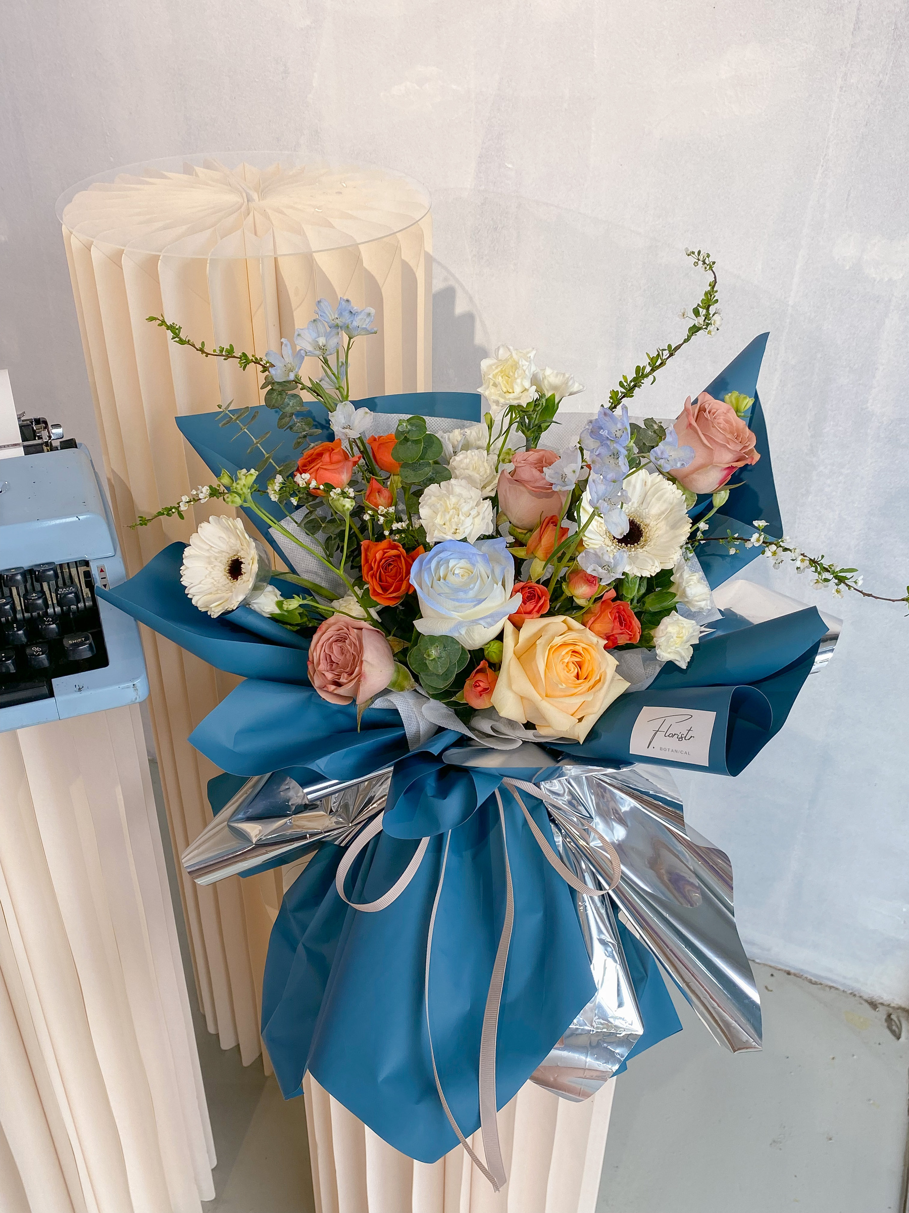 Floristr Florist Seremban Flower Bouquet Valentine 2023 Ocean Mirror