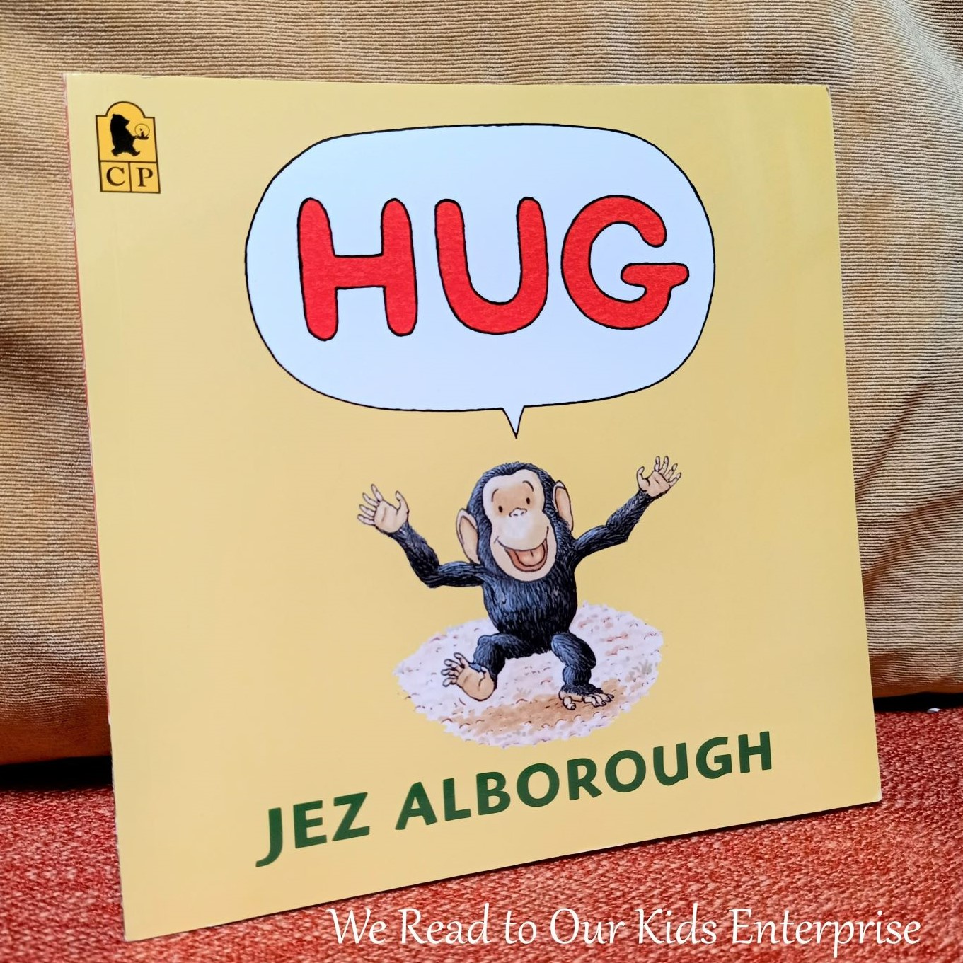 hug_shopee.jpg hug_shopee.jpg