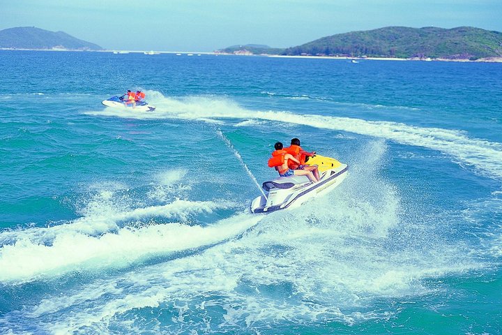 jetski.jpg jetski.jpg