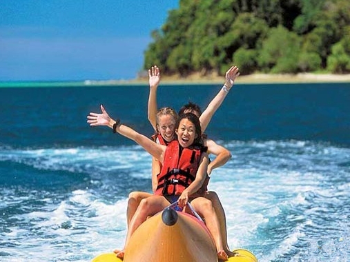bananaboat.jpg bananaboat.jpg