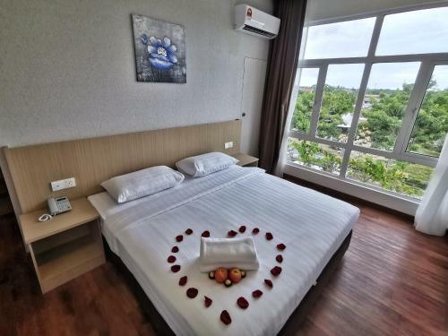 GreenWorldHotel2.jpg
