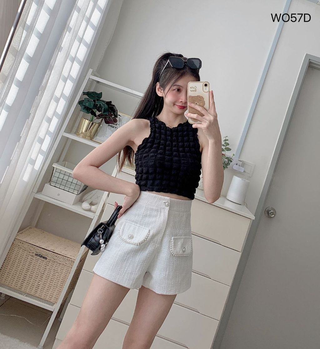 EA6ADFA4-6650-42AC-8D56-C000CBE50945