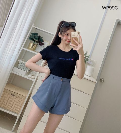 c77ca77048664572fdbe82604e776e6c_exif