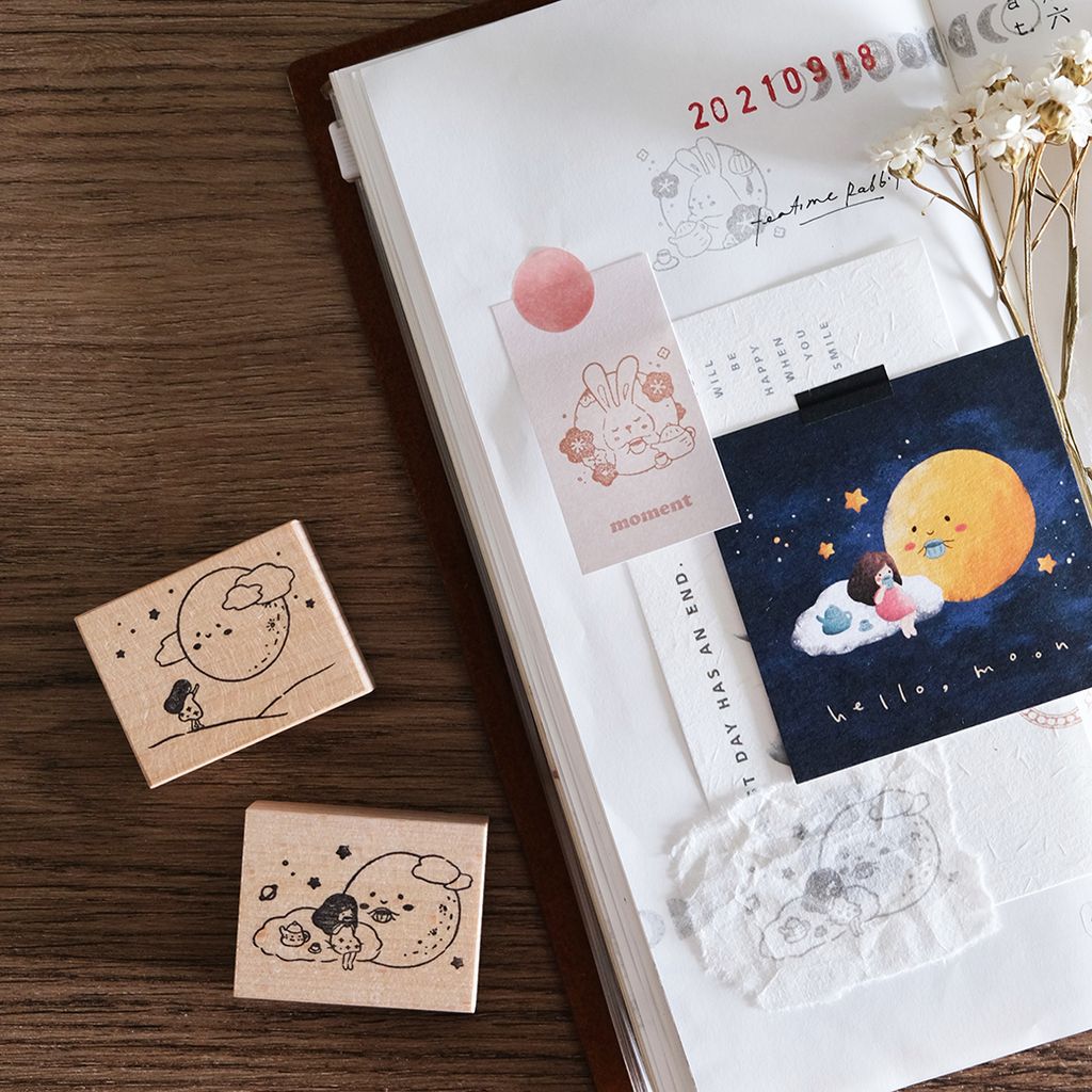 Hello Moon Journal Spread 03