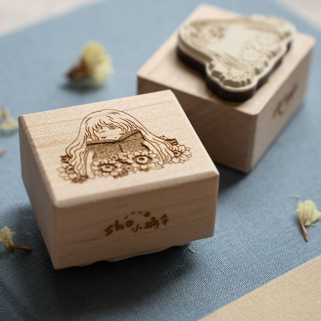 ReadingInSunflowerfield24_Stamp_03