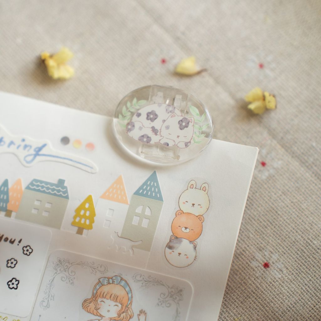 SleepyKitty24_AcrylicPin_02