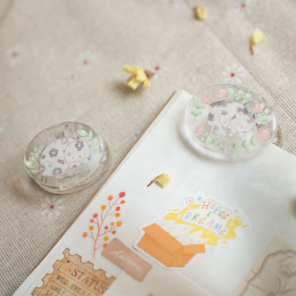 SleepyMeow24_AcrylicPin_02