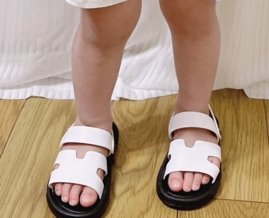 LINE_ALBUM_2023410 _12_230411_