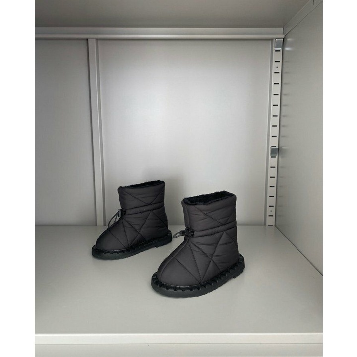 sg-11134201-7rbk6-llxh5fus70o3b1