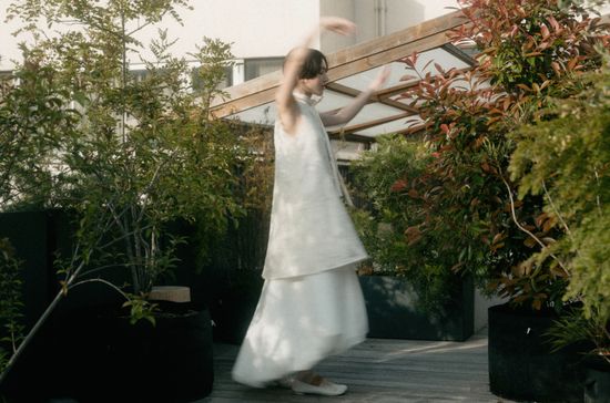 MISTY EMBRACE | Kew. Studio