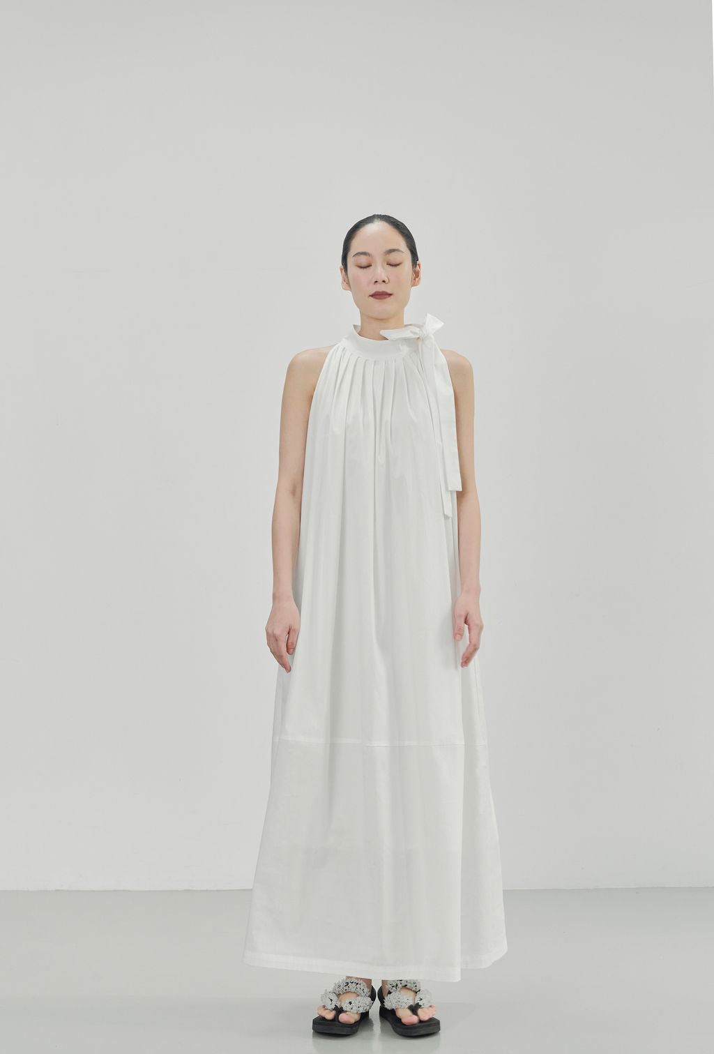house-cut-starry-of-the-next-day-dress-kew-studio