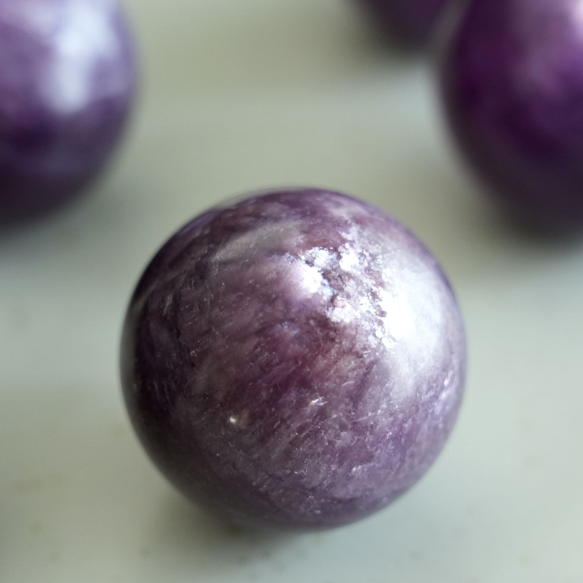 紫鋰雲母球 | 原初水晶SourceCrystal