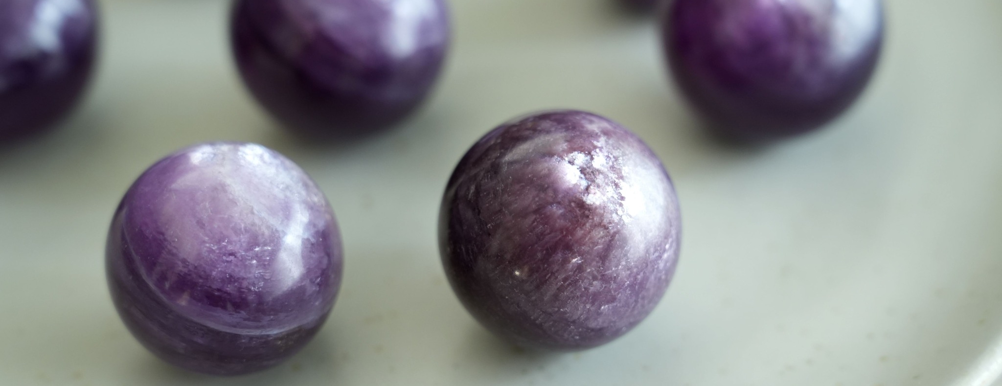 紫鋰雲母球 | 原初水晶SourceCrystal