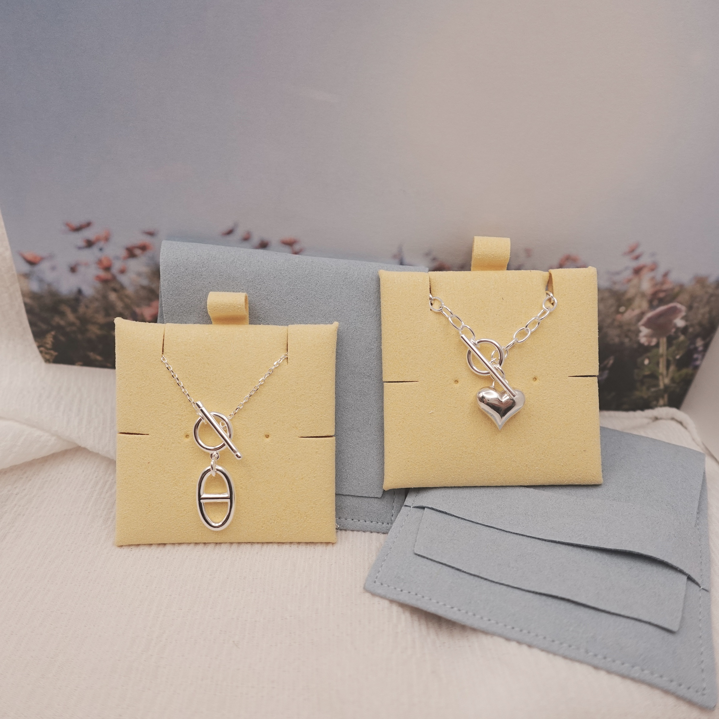 送專櫃等級的多巴胺撞色細絨布收納包