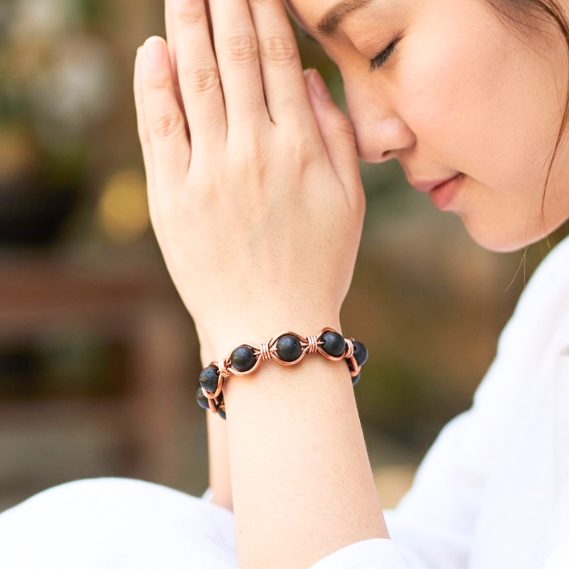 Radiant Twist Copper Bangle featuring Karungali - Black Ebony Wood