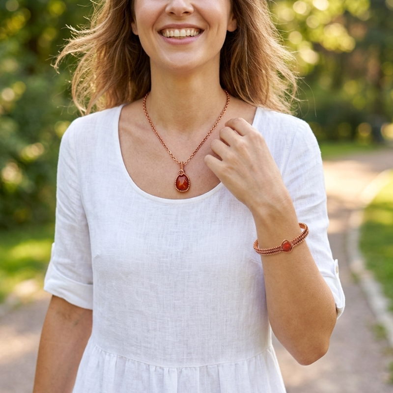 Carnelian Crystal Copper Jewellery Gift Set - Copper Bangle & Necklace for Women