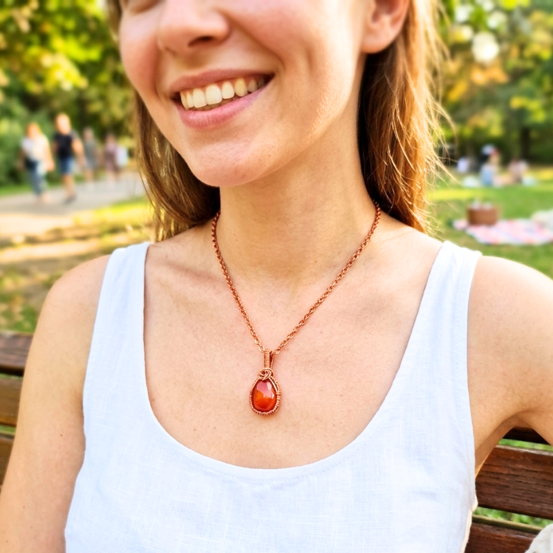 Carnelian Crystal Copper Jewellery Gift Set - Copper Bangle & Necklace for Women