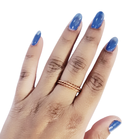 Double Twist Minimalist Ring - Unisex