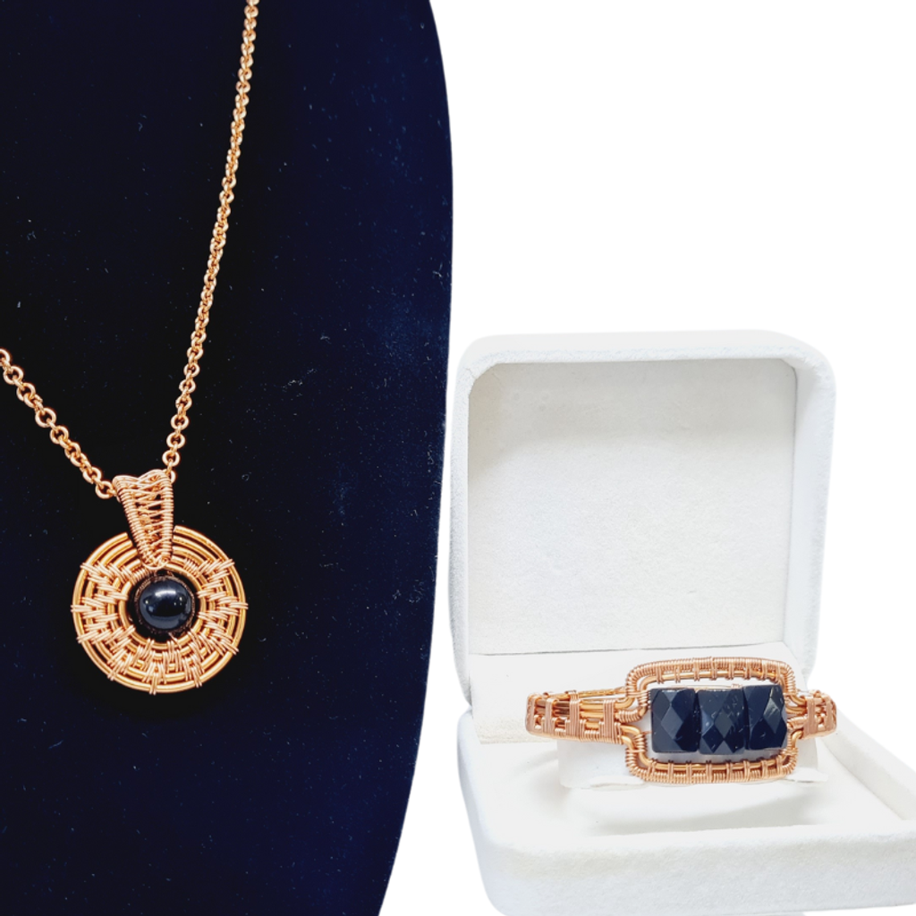 Onyx Necklace & Bangle Gift Set