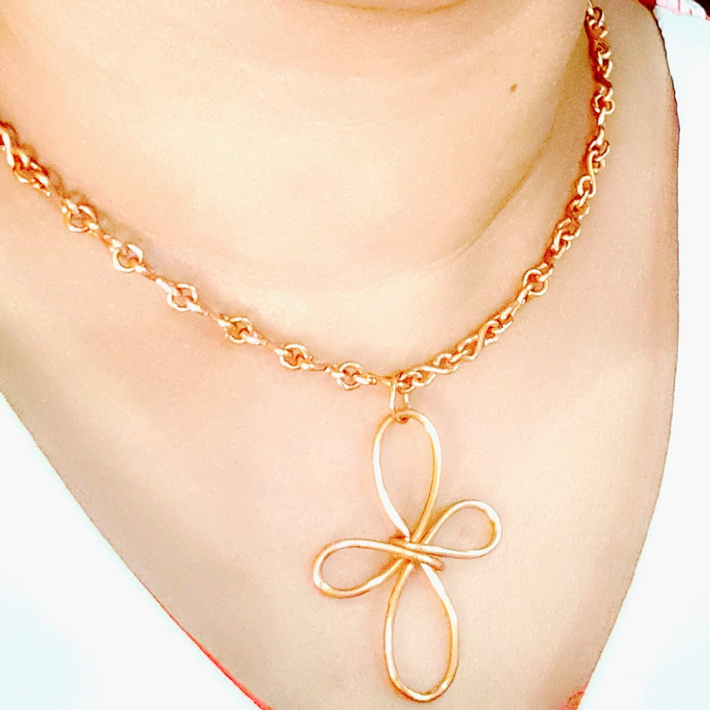 Copper Chain Necklace featuring Flower Pendant - Minimalist