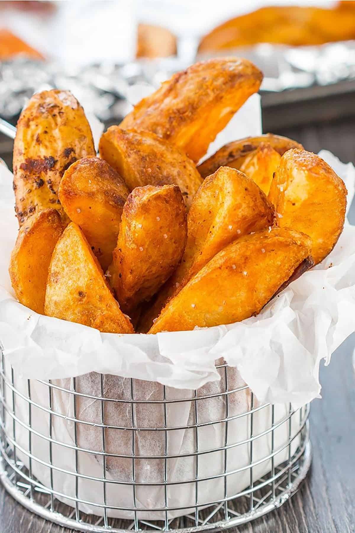 Seasoned-Baked-Potato-Wedges1200.jpg