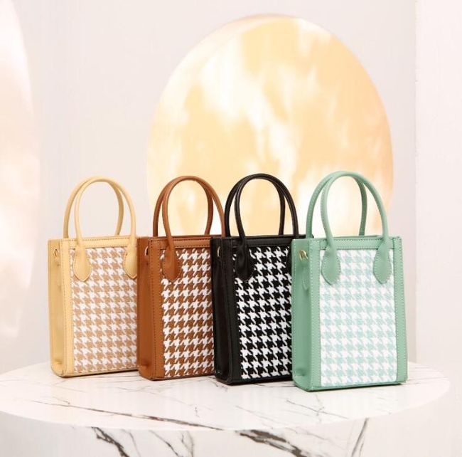Beg.cantikk | BAG WITH CUSTOM NAME - Mini Venus