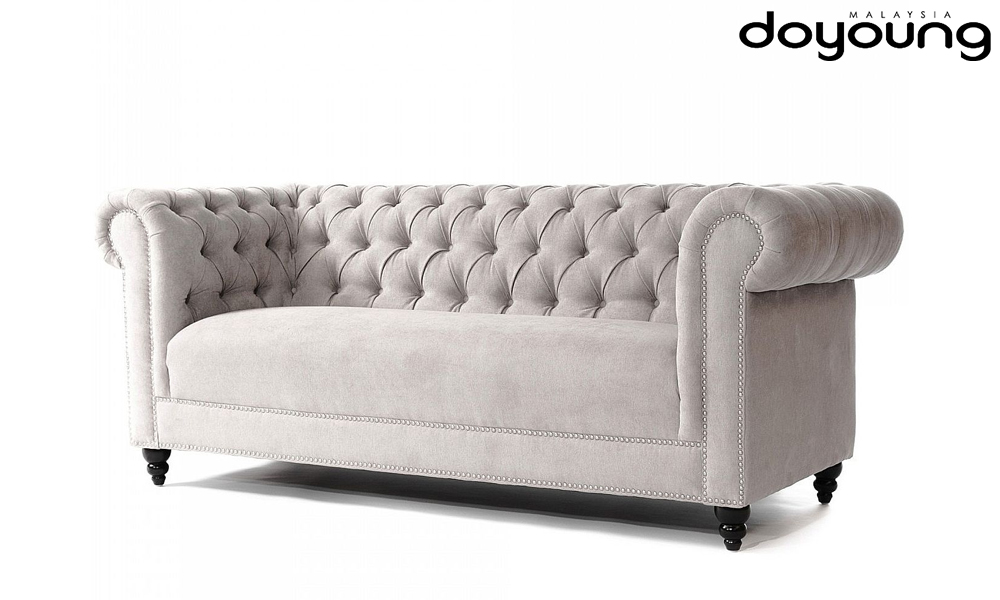 White modern DoYoung chesterfield sofa