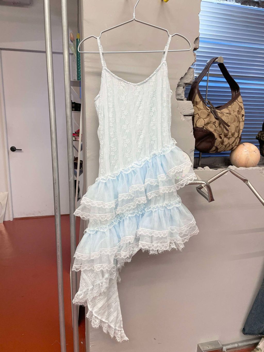 image_6E28F3C1-E370-4DE4-B084-23FF7E588901_1746030735