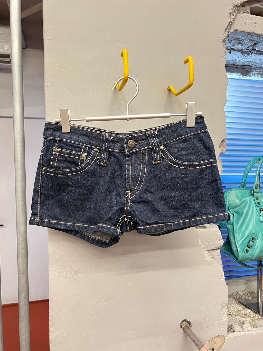 image_E7649AAD-289A-491E-B4F4-B00040570F1F_1760732204