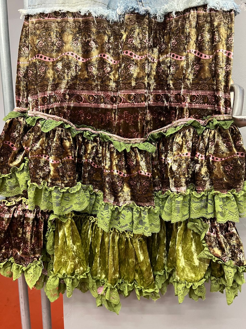 image_9BB791DF-D0B2-4C95-947F-8BC99455D145_1763550767