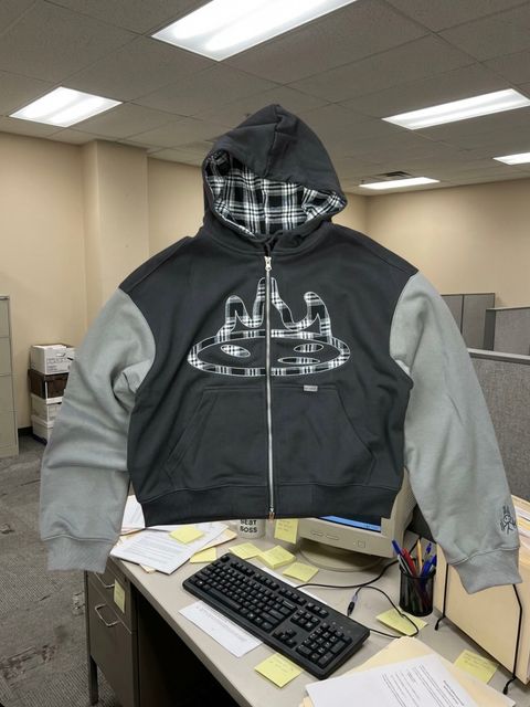 image_D2FF3980-F89A-4282-862F-5A157545EF03_1764330482