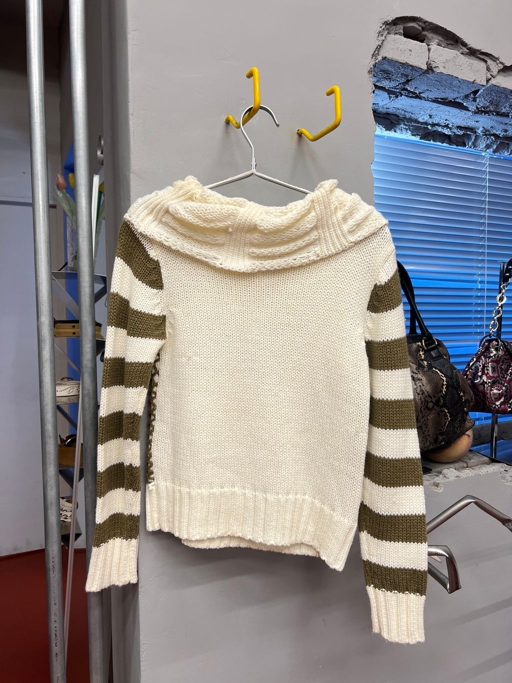 image_BCC5D8B0-7C66-43CA-8AFF-7A6CD2A21F9E_1765388340