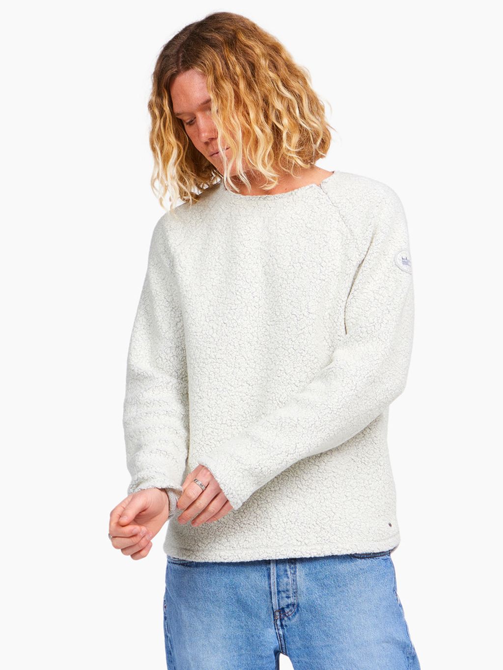 aw12-m-ow-4