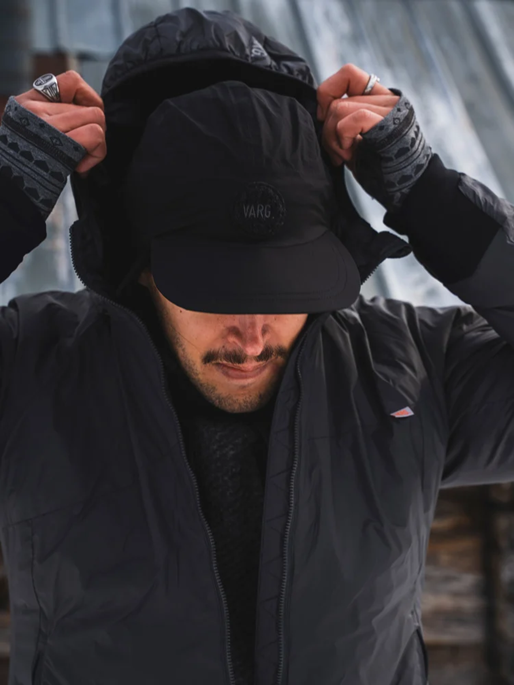 48_35fab57969-aw133-u-bg-12-full