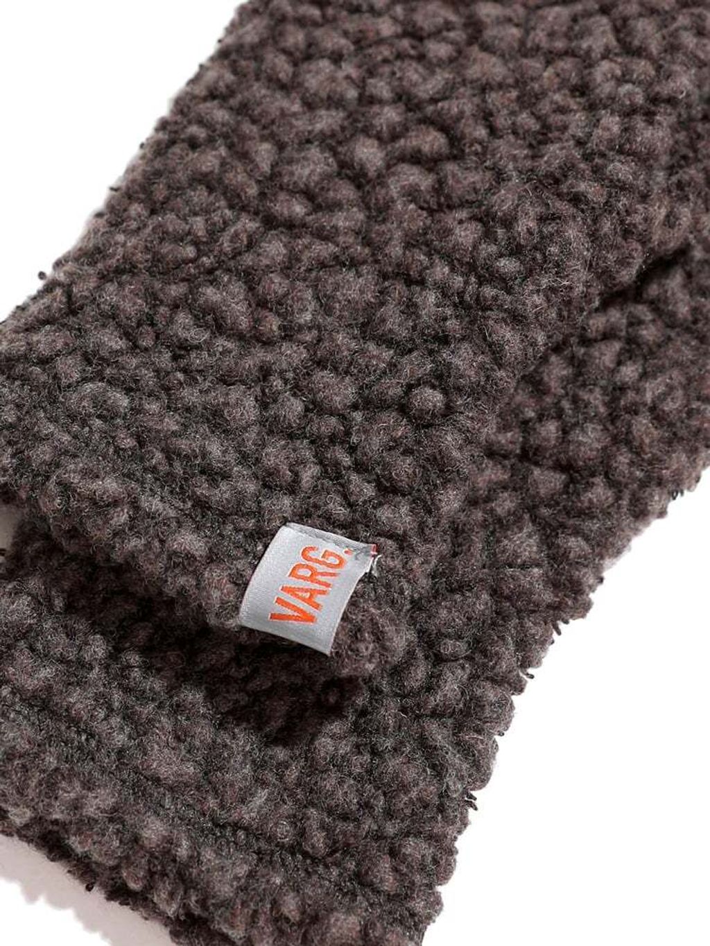 121_fb47cba7ad-aw418-cho-9-full