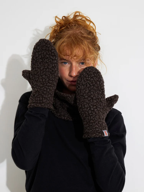 121_1d6041082b-aw418-cho-5-full