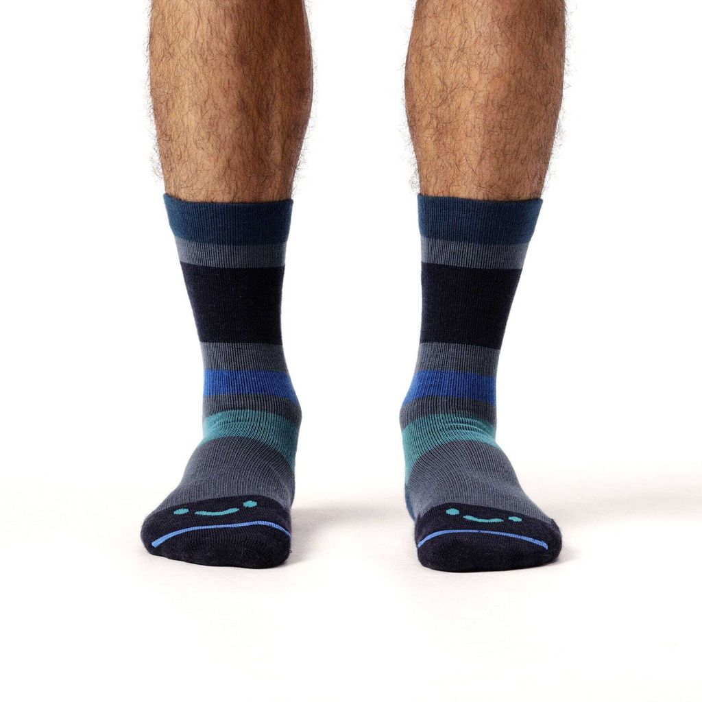 F1087-400_Hermiston_feet1_1b63a294-c883-42e1-b1c6-4aeac806efcc