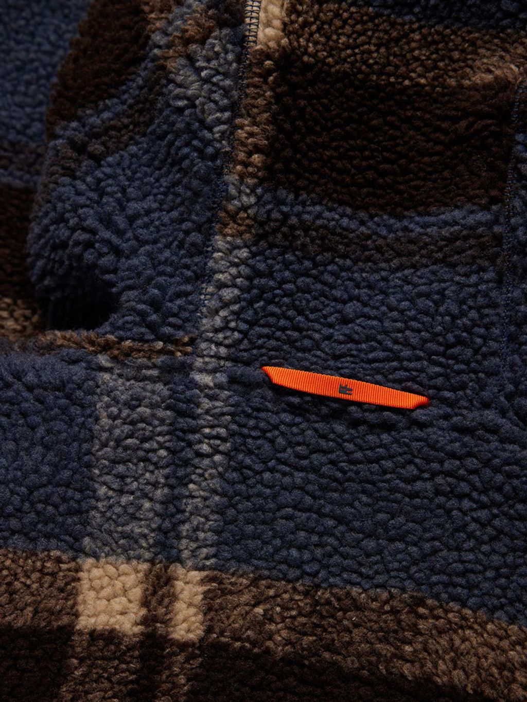 307_VA0268002-11-full