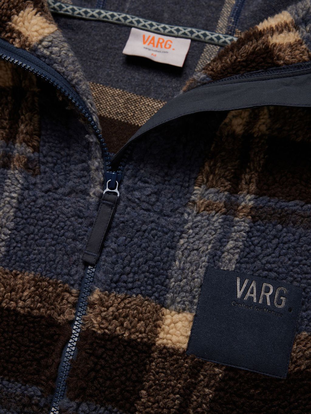 307_VA0268002-3-full