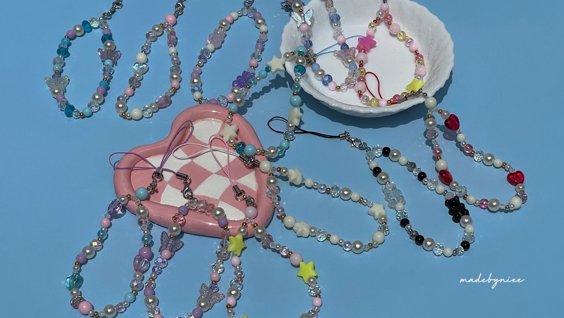 madebyniee | Phone Straps