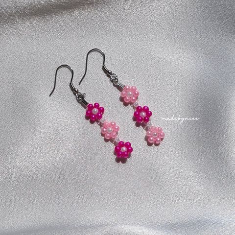 Daisies in Bloom Earrings 1 (Watermarked).JPG