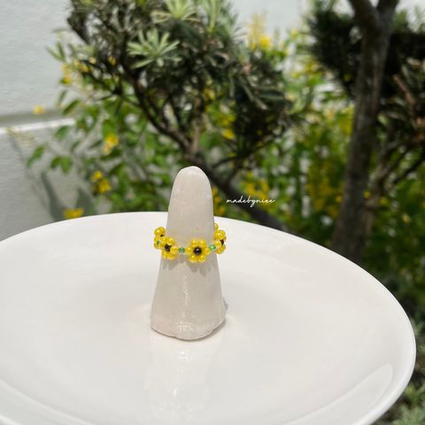 Full Daisy Rings 1 (Watermarked).JPG