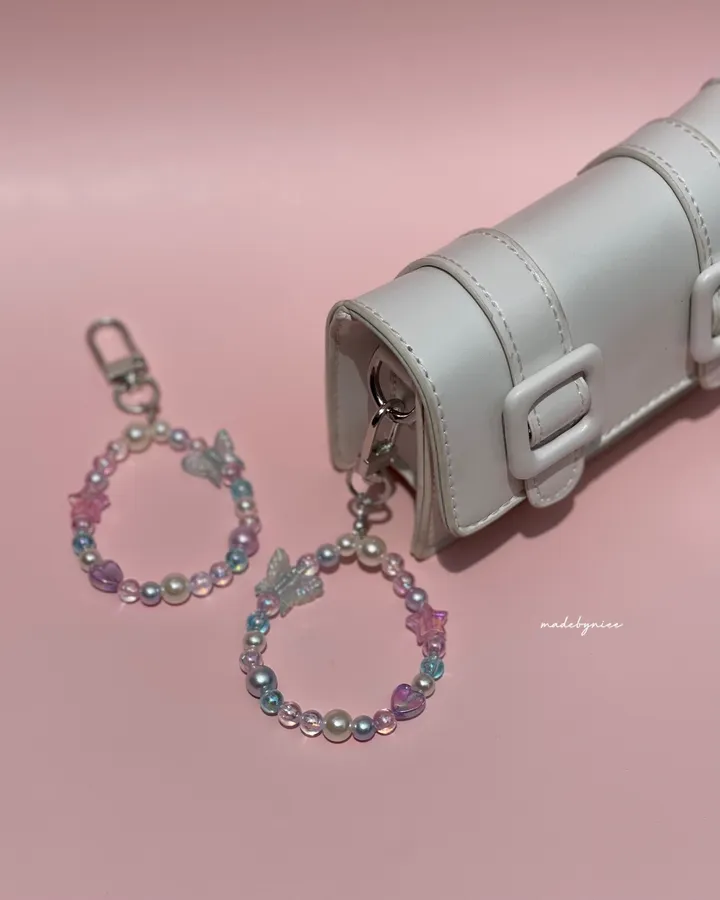 Mermaid Scales Keychain 2 (Watermarked).JPG