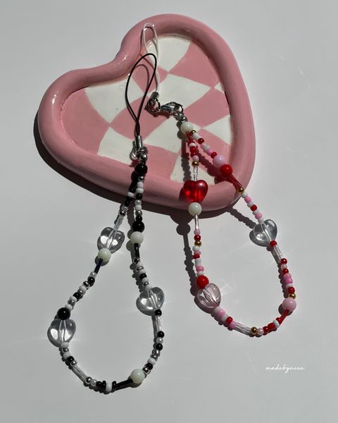 Queen of Hearts Phone Strap 1 (Watermarked)